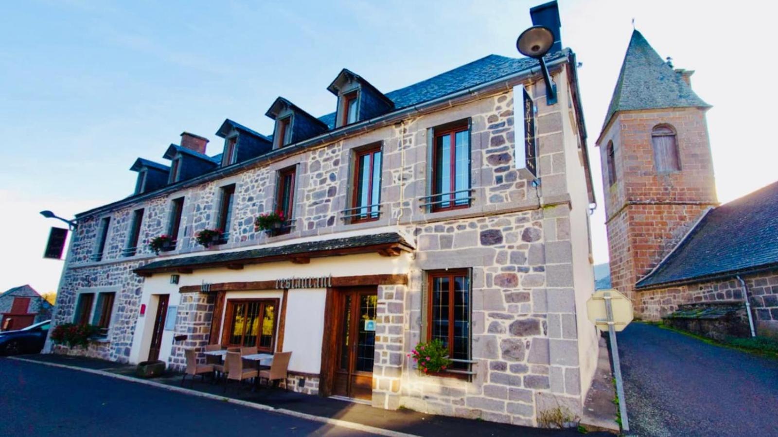 Hotel Restaurant Du Plomb Du Cantal Murat  Exterior photo